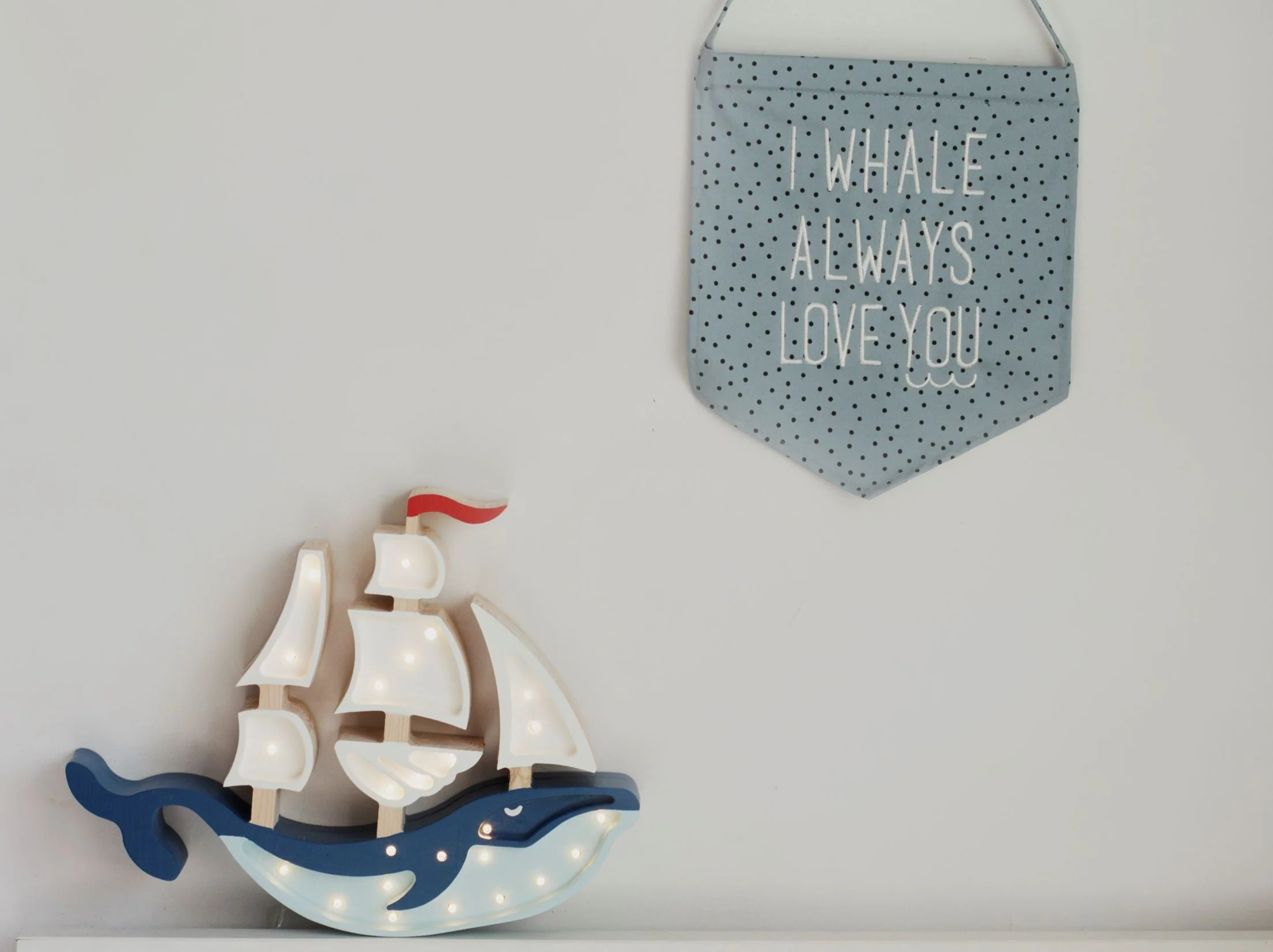 Whale Ship Lamp - Image 4